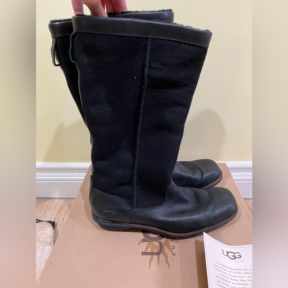 UGG Brookfield Tall Black Leather & Suede Boots with Sheepskin inside! 👢👢